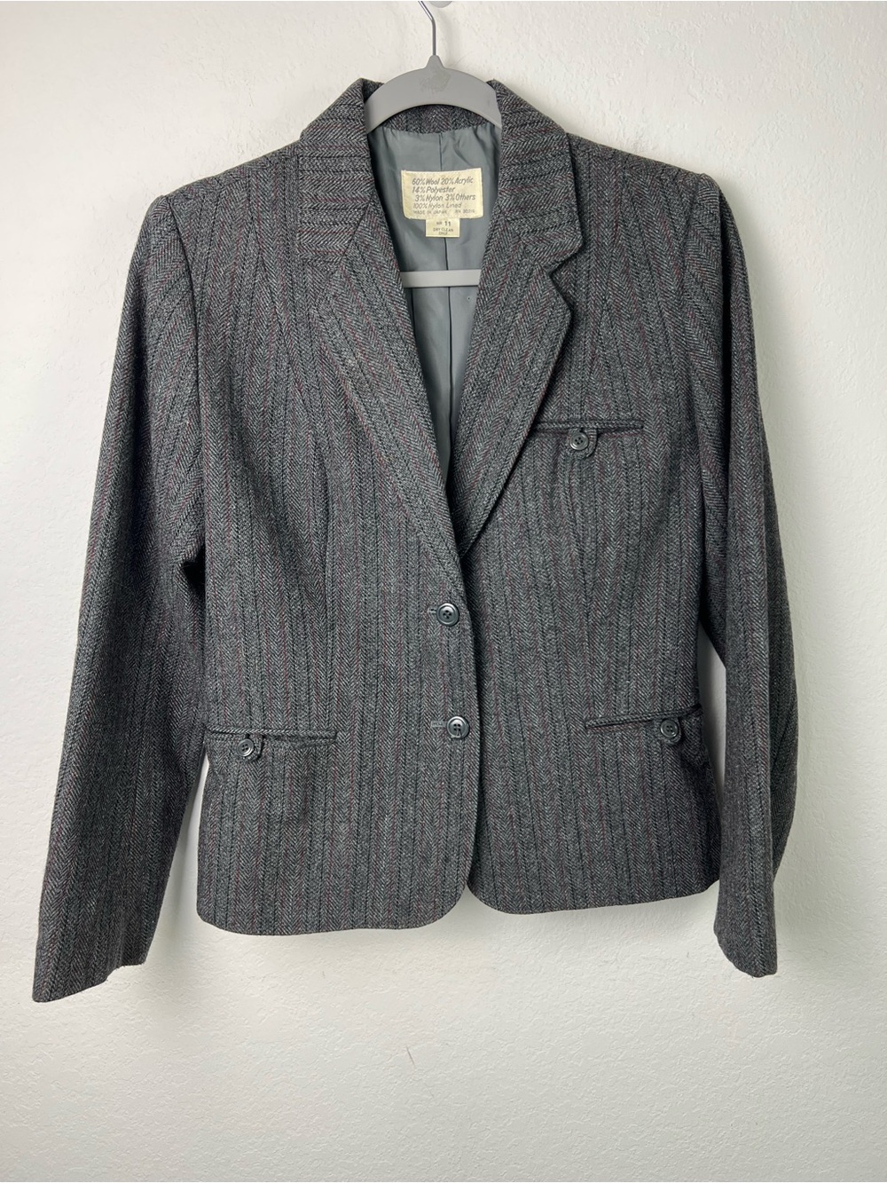 Vintage Petrie’s Made in Japan Classic Gray Maroon Black Wool Blend Blazer